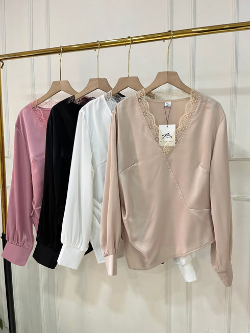 High Quality Lacey V-Neck Korean Tops